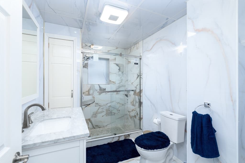956 Main St, Clinton MA 01510 photo 12