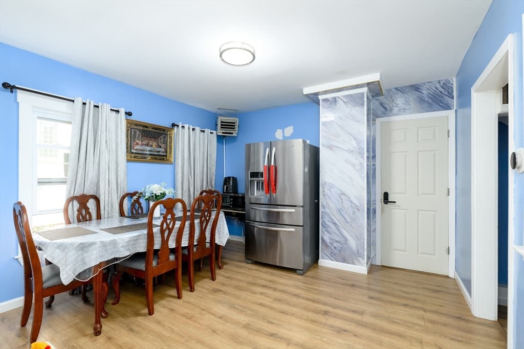 956 Main St, Clinton MA 01510 photo 8