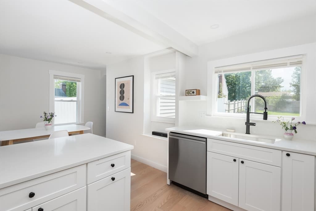 12 Norton St, Boston MA 02136 photo 11