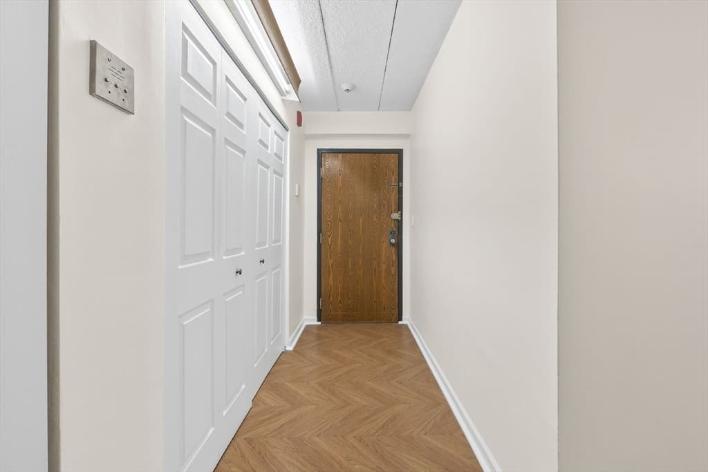 180 Green St # 406, Melrose MA 02176 photo 3