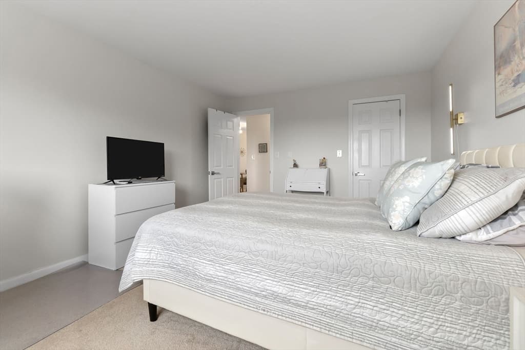 145 Essex Avenue # 405, Gloucester MA 01930 photo 5