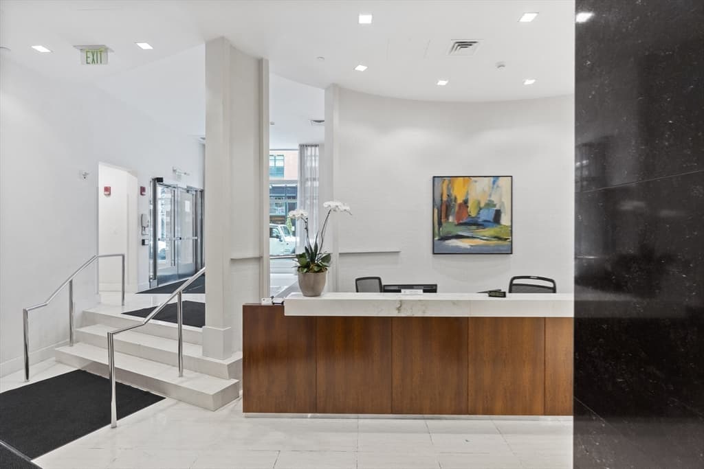 80 Broad St # 1009, Boston MA 02110 photo 23