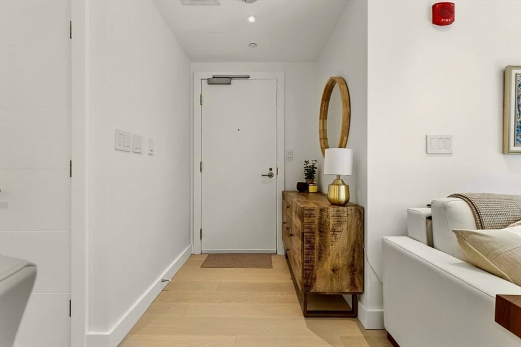 80 Broad St # 1009, Boston MA 02110 photo 14