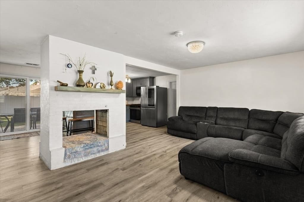 73 Oak Ridge Dr W, Brockton MA 02301 photo 12