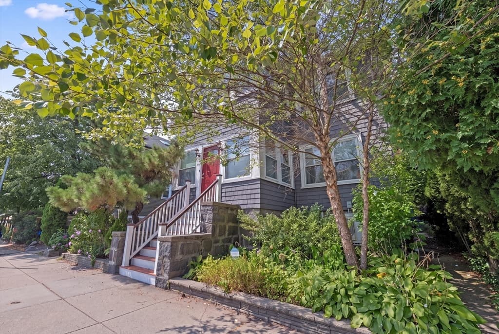 427-429 S Huntington Ave # 1, Boston MA 02130 photo 41
