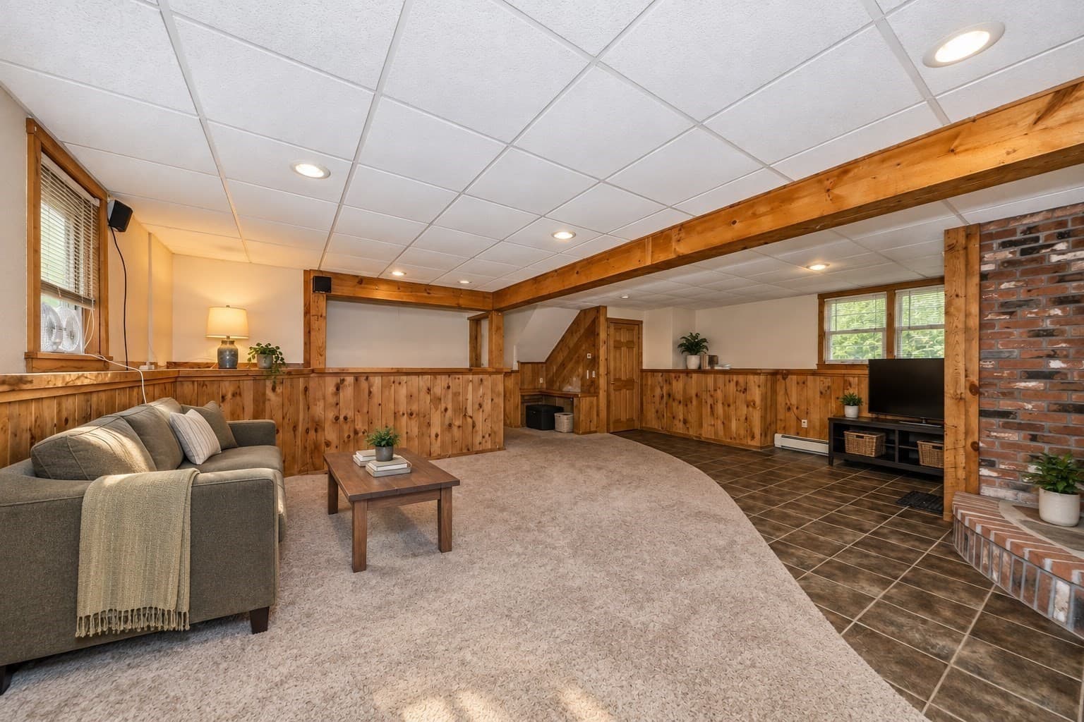 Single Family Residence at 31 Pikes Hill Rd, Sterling MA 01564, Sterling, photo 28 of 40
