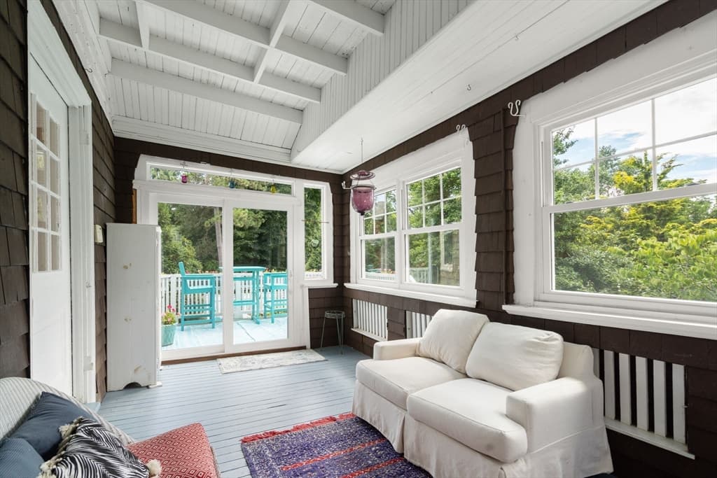 105 Randolph Ave, Milton MA 02186 photo 23
