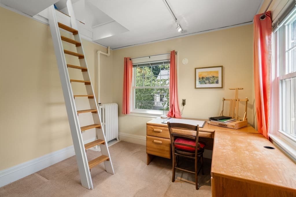 105 Randolph Ave, Milton MA 02186 photo 18