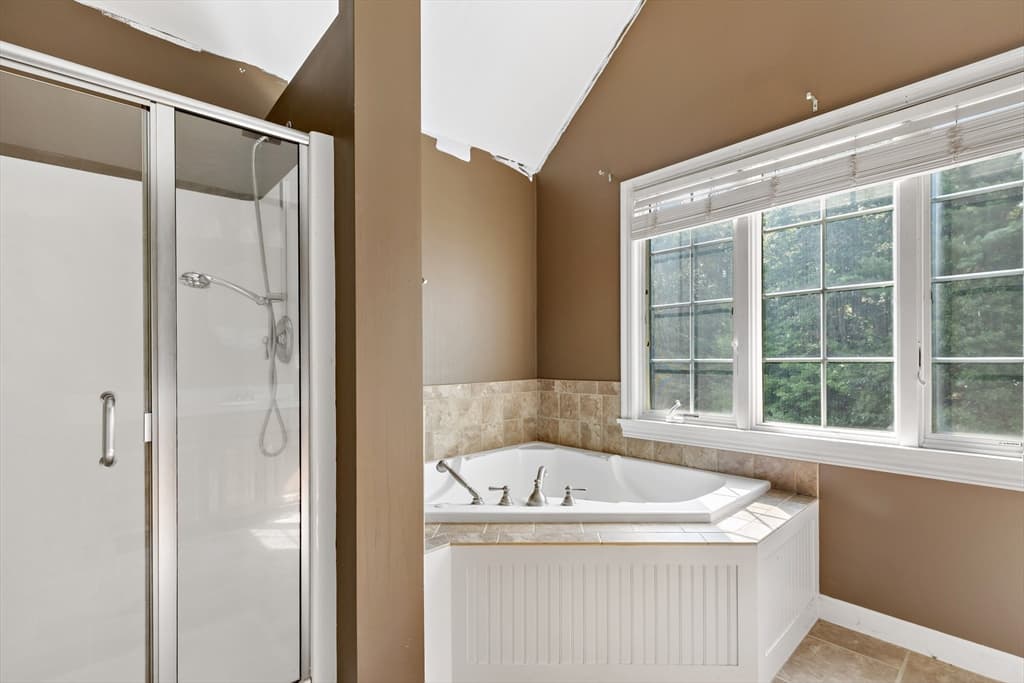 Single Family Residence at 13 Arrowhead Path, Halifax MA 02338, Halifax, photo 34 of 42