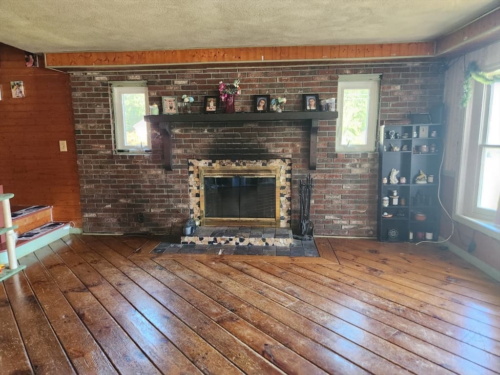 48 Captain Courtois Dr, Attleboro MA 02703 photo 9