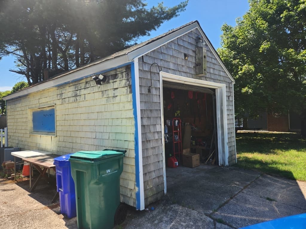 48 Captain Courtois Dr, Attleboro MA 02703 photo 37