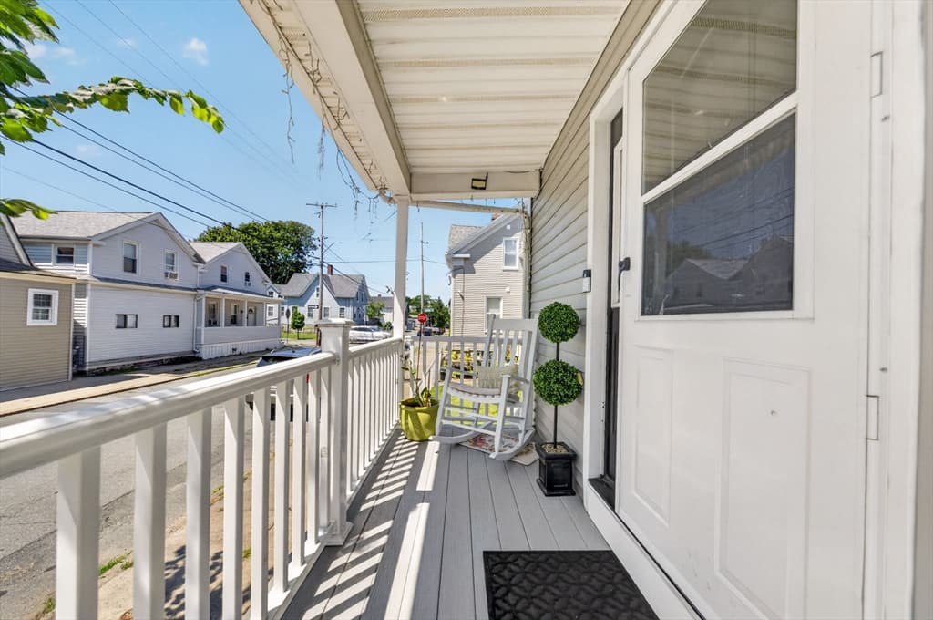 216 Cedar Street, New Bedford MA 02740 photo 3
