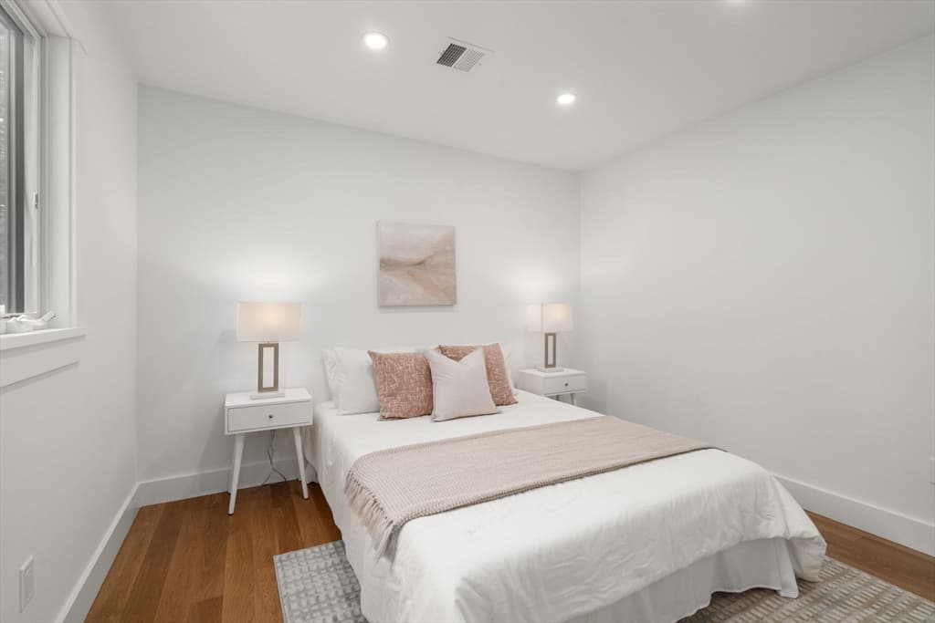 220 Sycamore Street # 1, Watertown MA 02472 photo 17