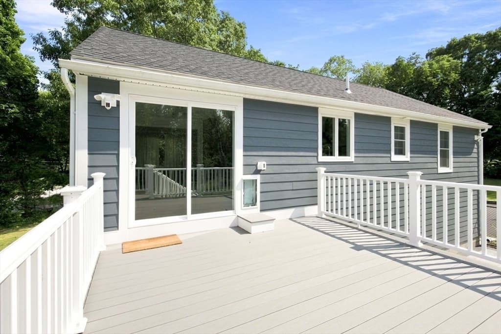 174 Bent St, Franklin MA 02038 photo 33