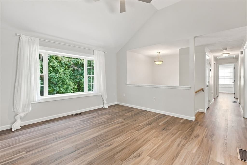 174 Bent St, Franklin MA 02038 photo 15