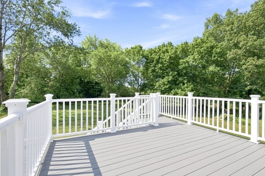 174 Bent St, Franklin MA 02038 photo 35