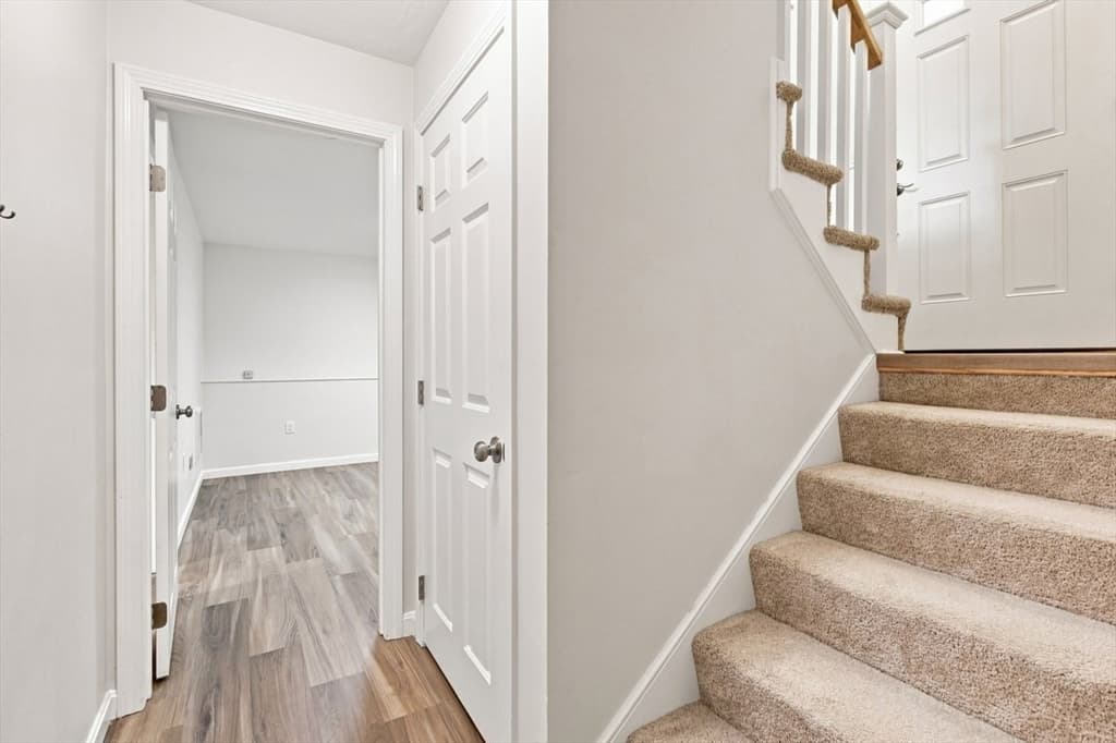 174 Bent St, Franklin MA 02038 photo 25