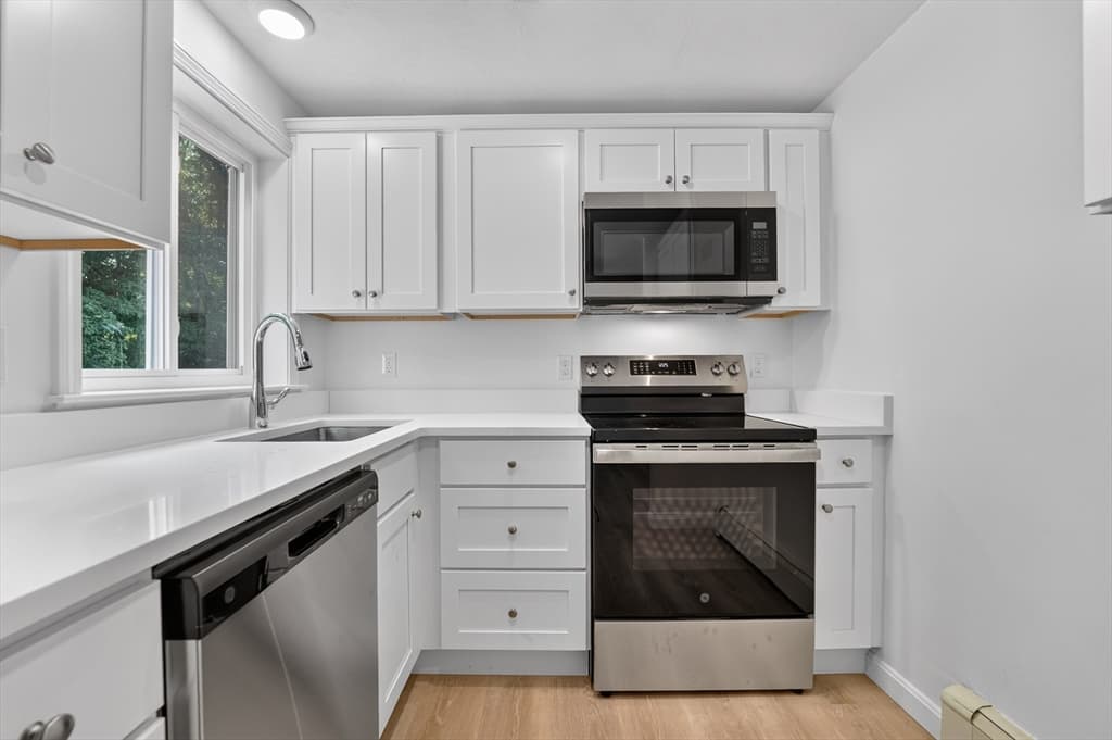 201 Bishop Drive # 201, Framingham MA 01702 photo 2