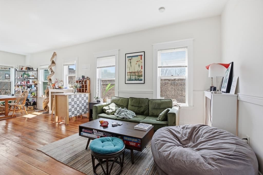 26-28 Porter Rd, Cambridge MA 02140 photo 4