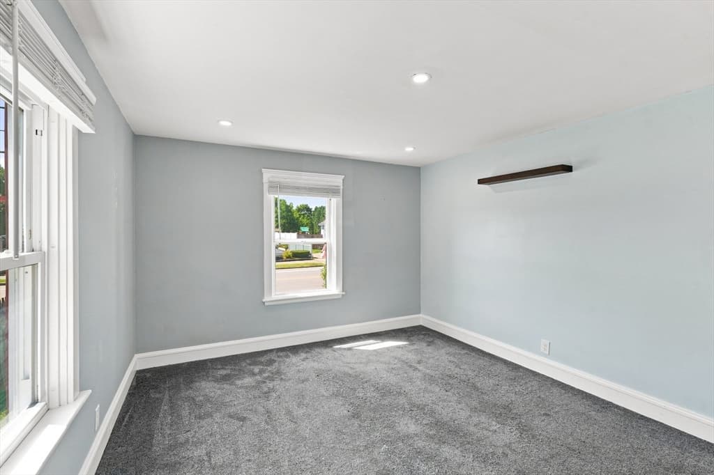 337 Wilbur, Swansea MA 02777 photo 9