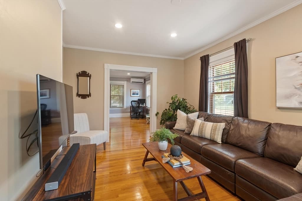 188 Florence Street, Melrose MA 02176 photo 5