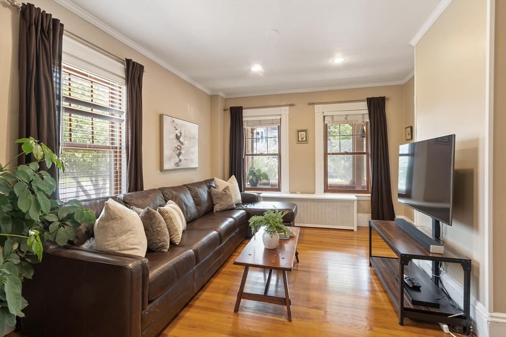 188 Florence Street, Melrose MA 02176 photo 4
