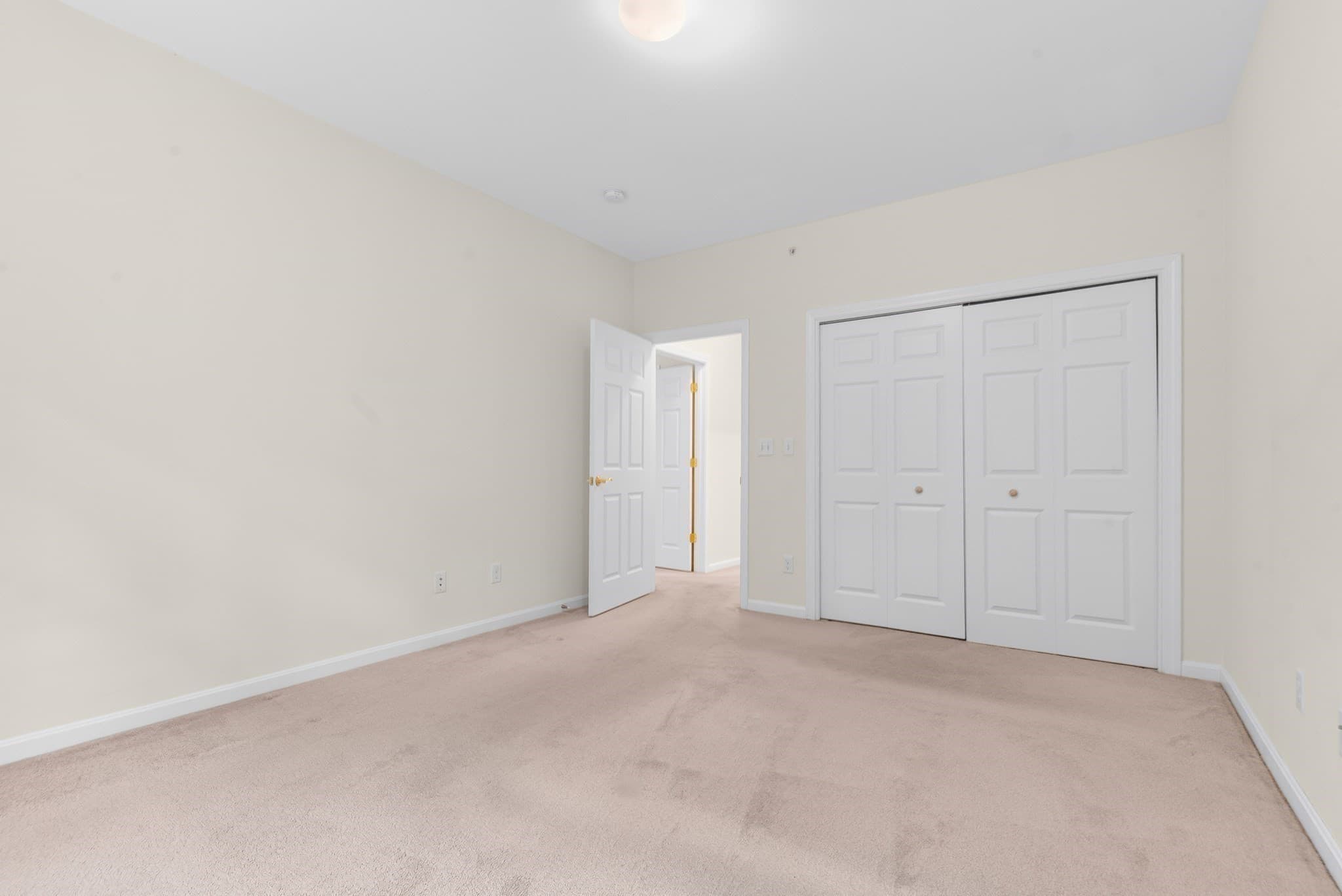 Condominium at 631 East St # M202, Mansfield MA 02048, Mansfield, photo 23 of 35