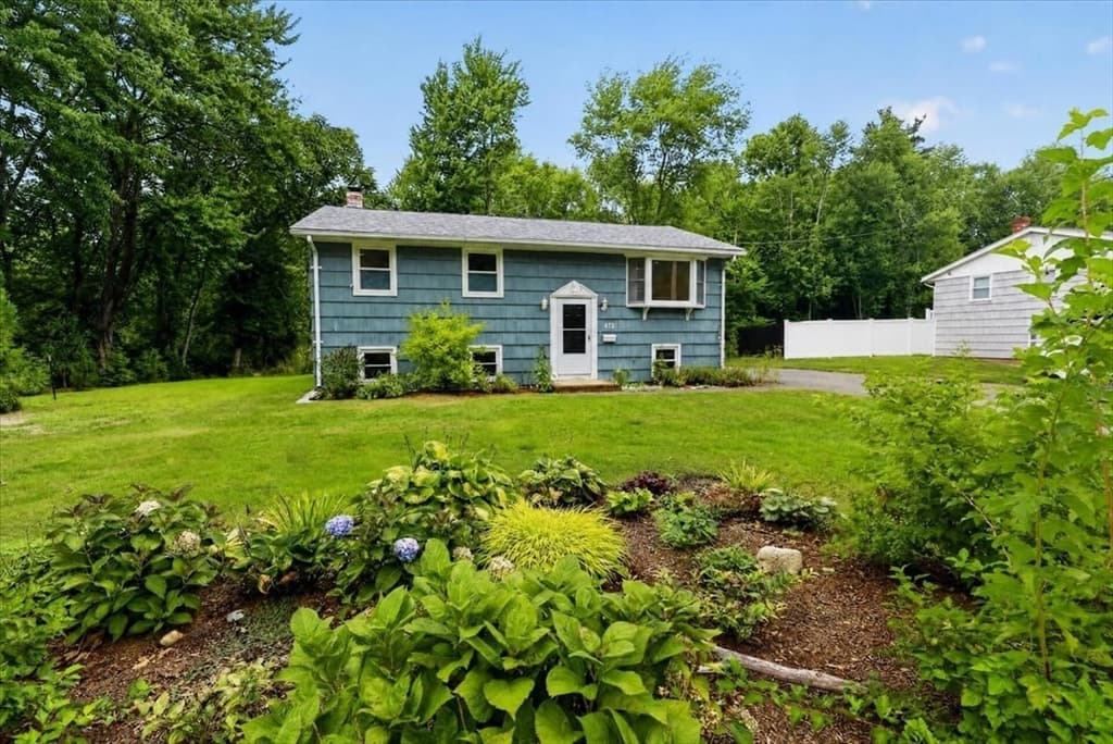 472 Summer St, Abington MA 02351