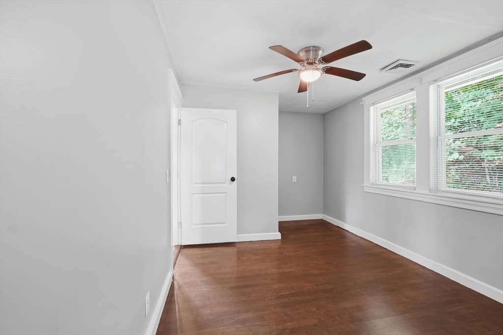 14 Saint Elmo Rd, Worcester MA 01602 photo 21