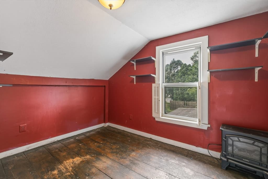 11 School St, Sunderland MA 01375 photo 24