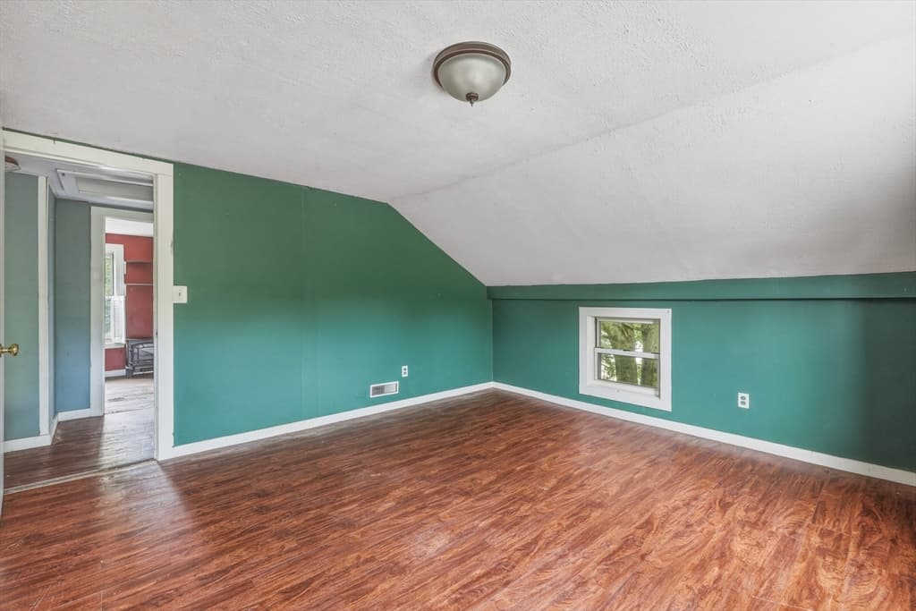 11 School St, Sunderland MA 01375 photo 21