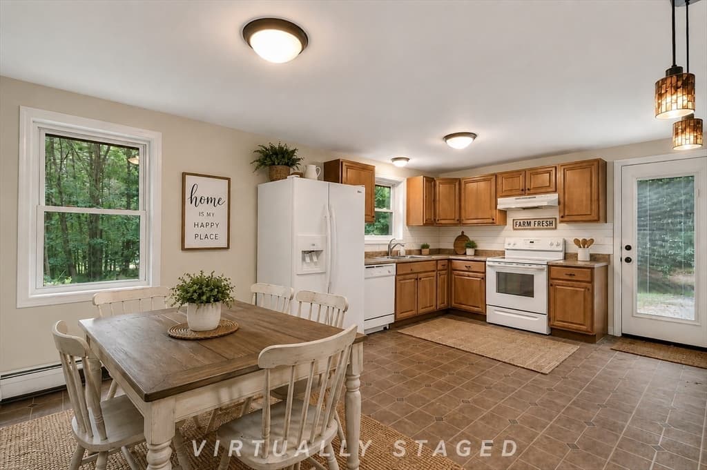 125 Drew Blvd, Orange MA 01364 photo 2