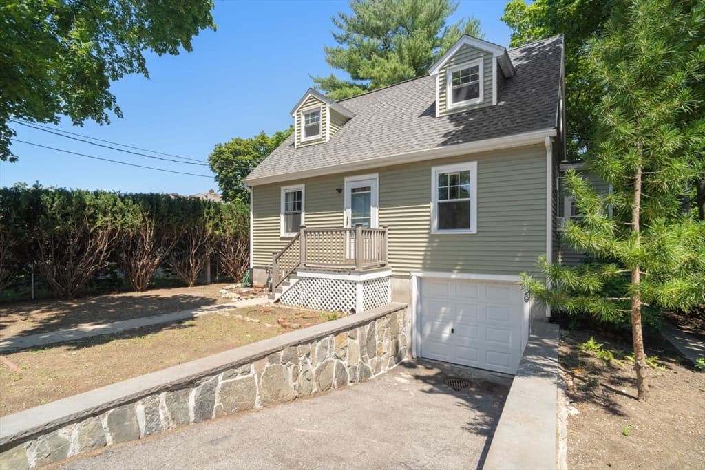 29 Laurel St., Arlington MA 02476