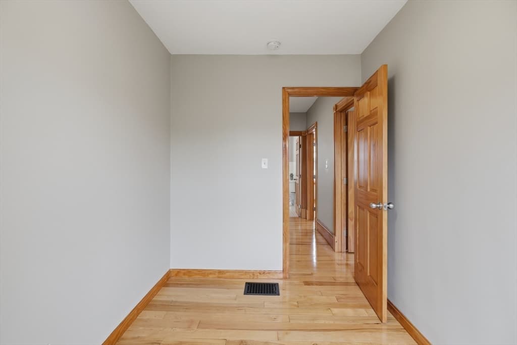 54 Vernon Street # 54, Somerville MA 02145 photo 22