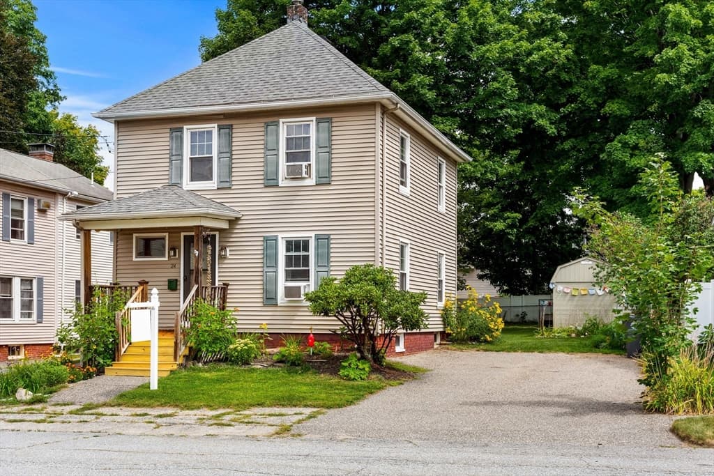 24 Vernon St, Haverhill MA 01835