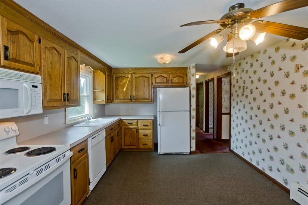 15 Fernwood Dr, Wilbraham MA 01095 photo 7