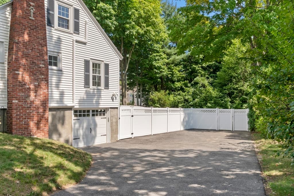 277 Vernon Street, Wakefield MA 01880 photo 28
