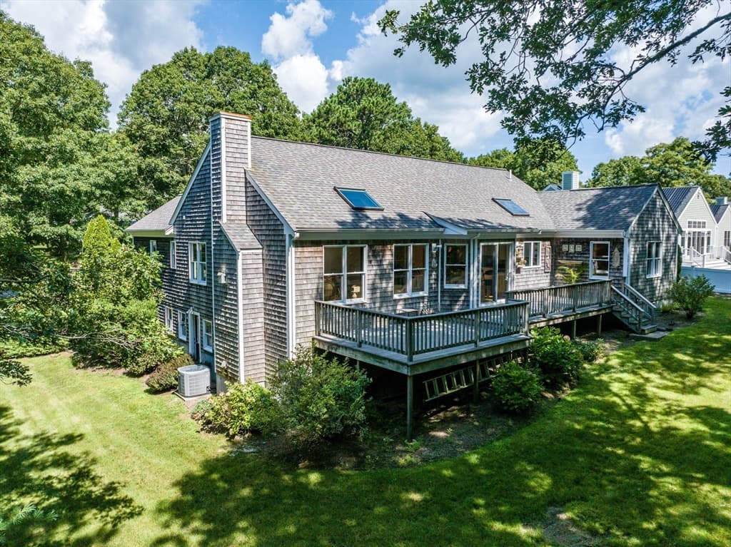 51 Falling Leaf Ln, Barnstable MA 02655 photo 4