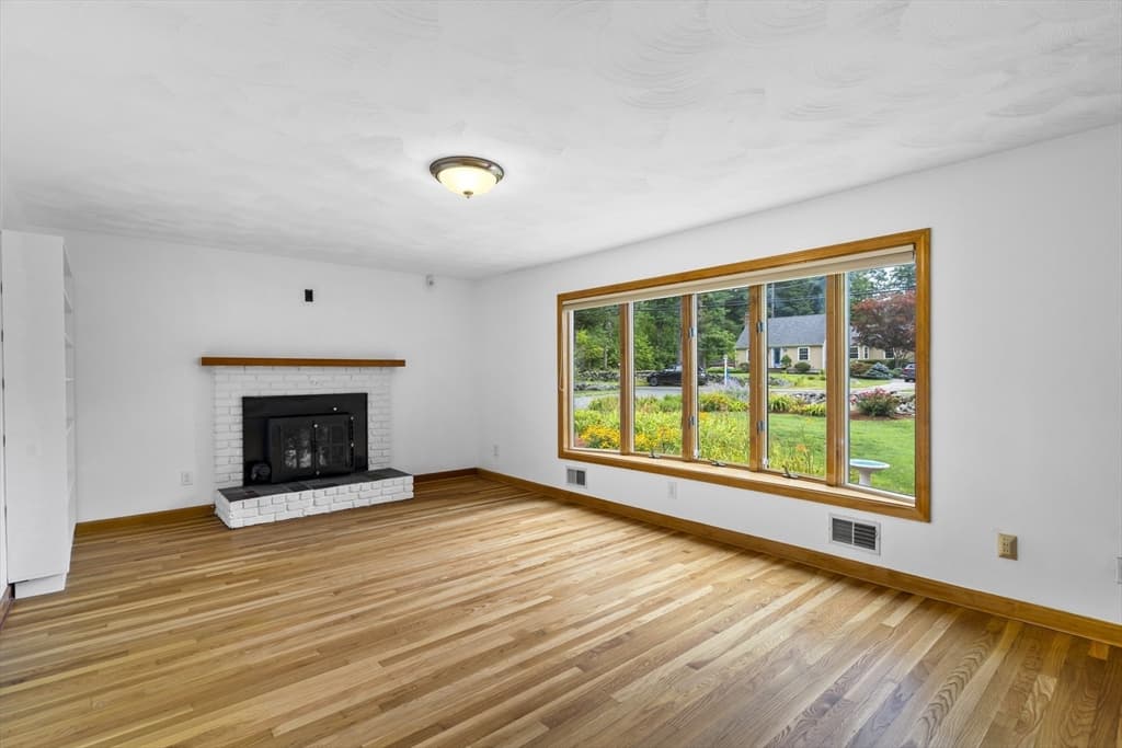 730 Lindsey St, Attleboro MA 02703 photo 14