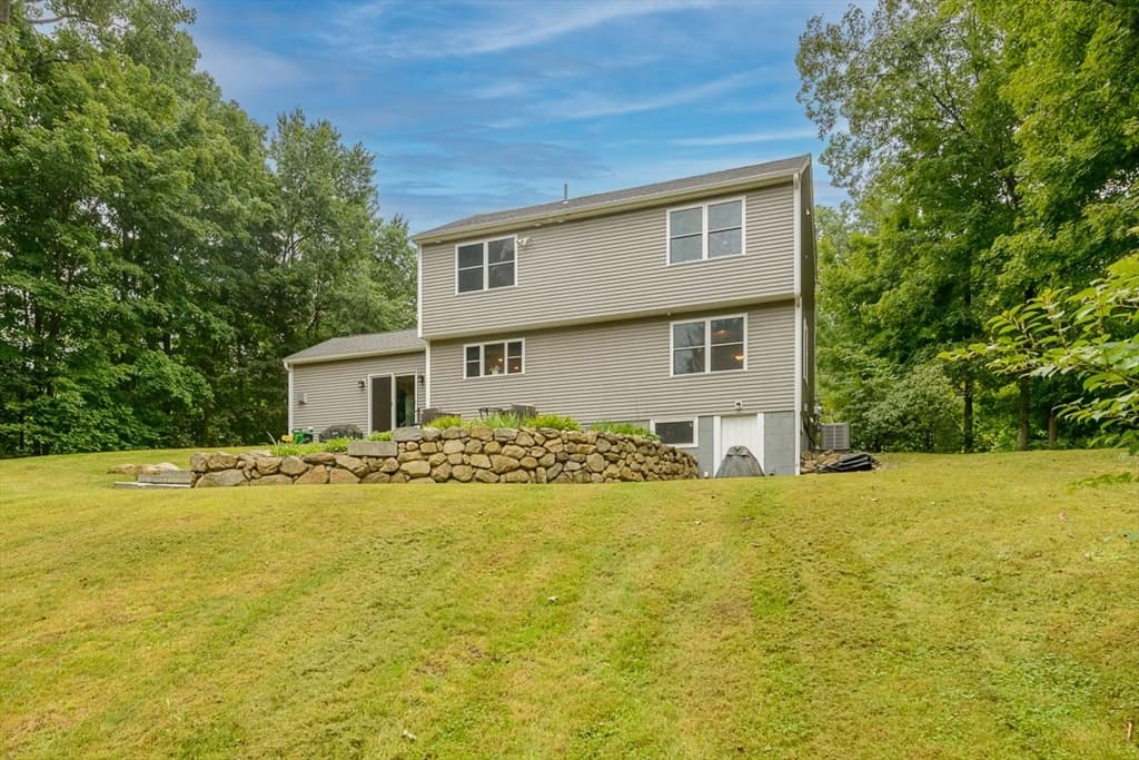 391 Main St, Townsend MA 01474 photo 32