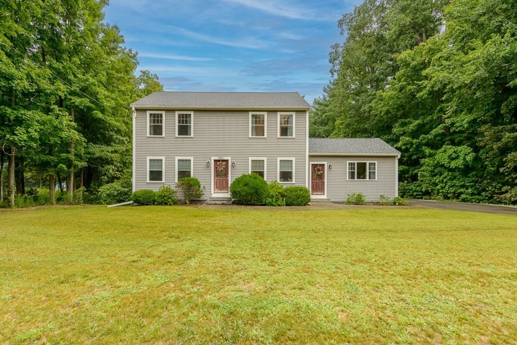 391 Main St, Townsend MA 01474