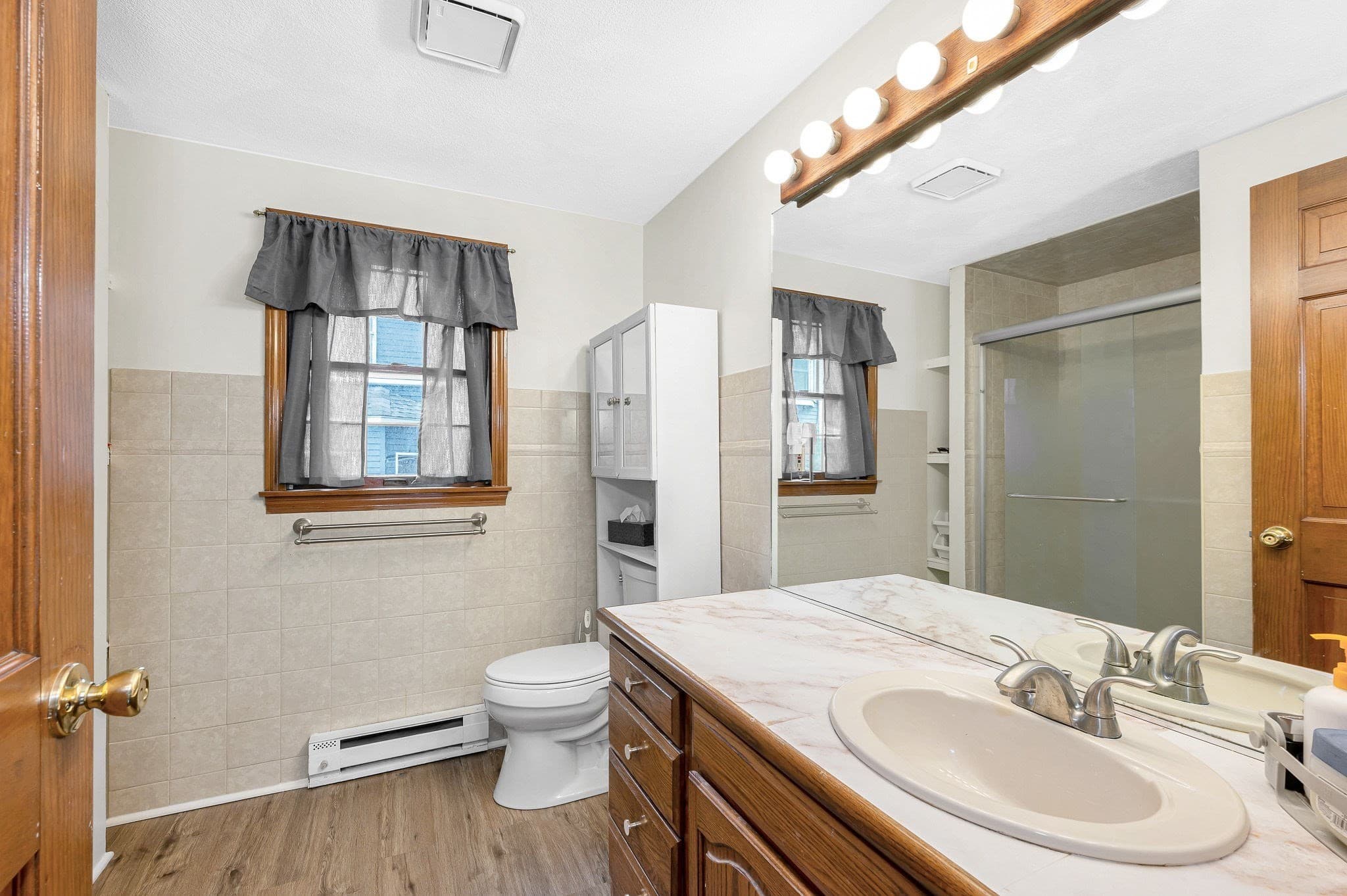 Single Family Residence at 29 Cedar Hill Ter, Swampscott MA 01907, Swampscott, photo 11 of 33