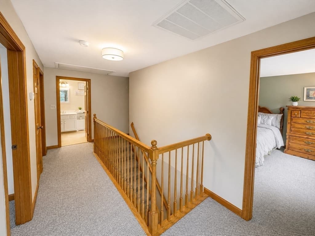 239 Presidential Dr, Abington MA 02351 photo 12