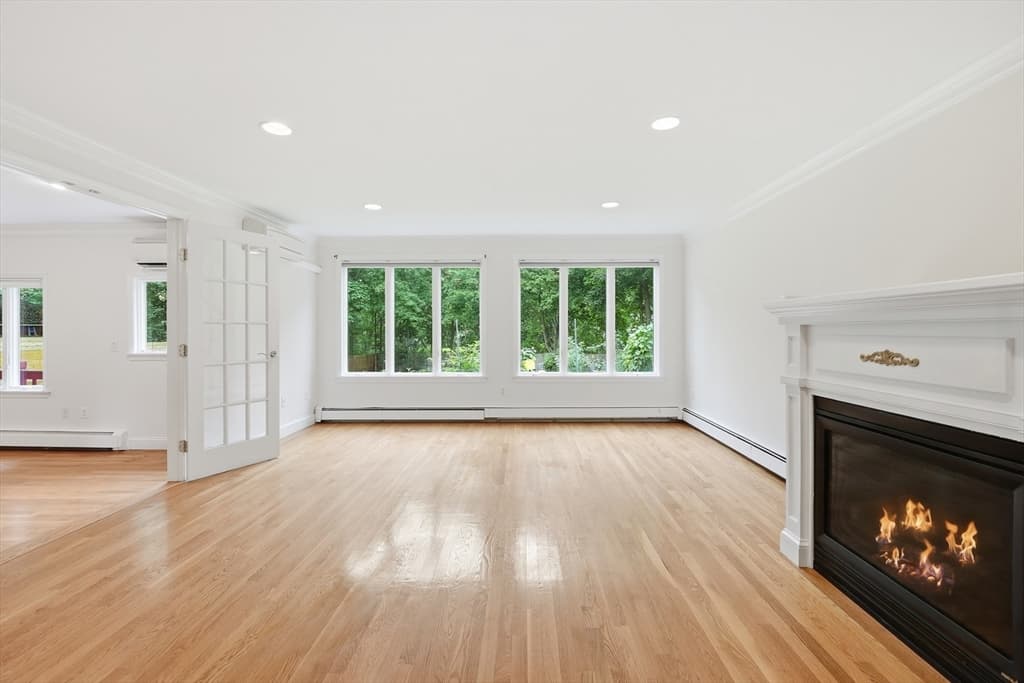 8 Wilson St, Wellesley MA 02482 photo 5