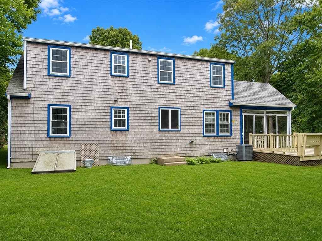 17 Cooper Rd, Falmouth MA 02536 photo 3