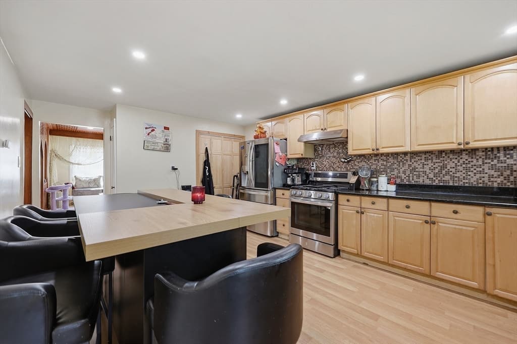47 Chestnut St, Lynn MA 01902 photo 18