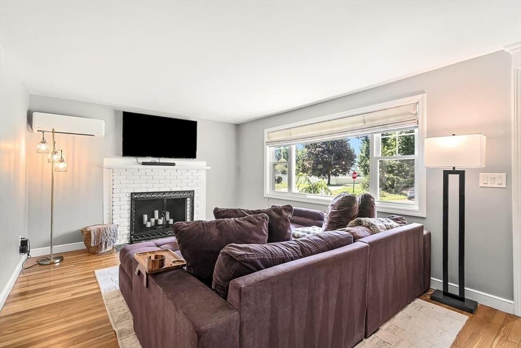 3 Butternut Lane, Methuen MA 01844 photo 4