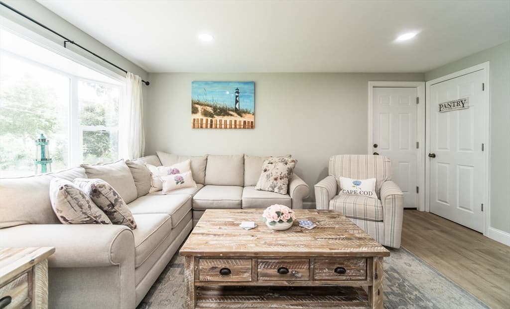 945 Santuit Newtown Rd, Barnstable MA 02648 photo 11