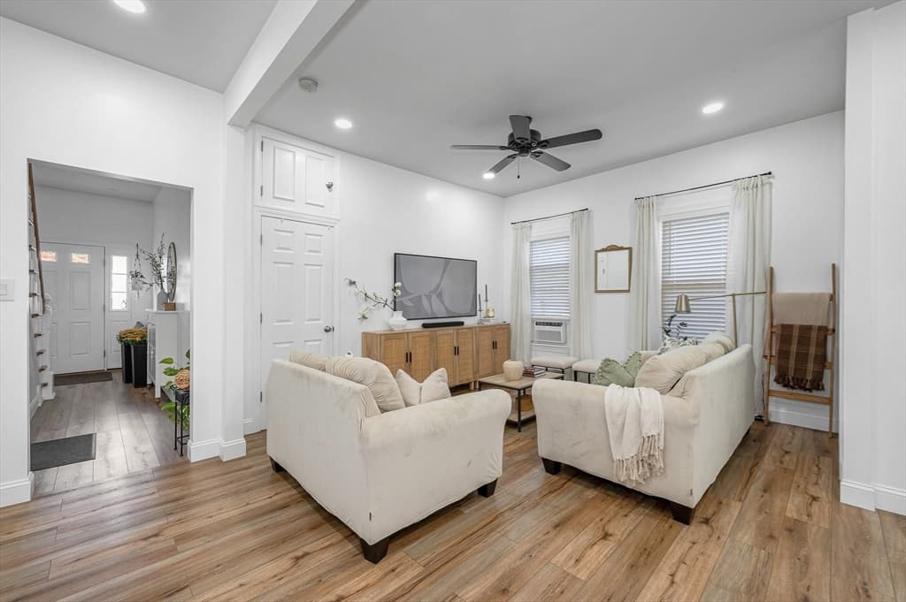 48 West Adams Street, Lowell MA 01851 photo 6