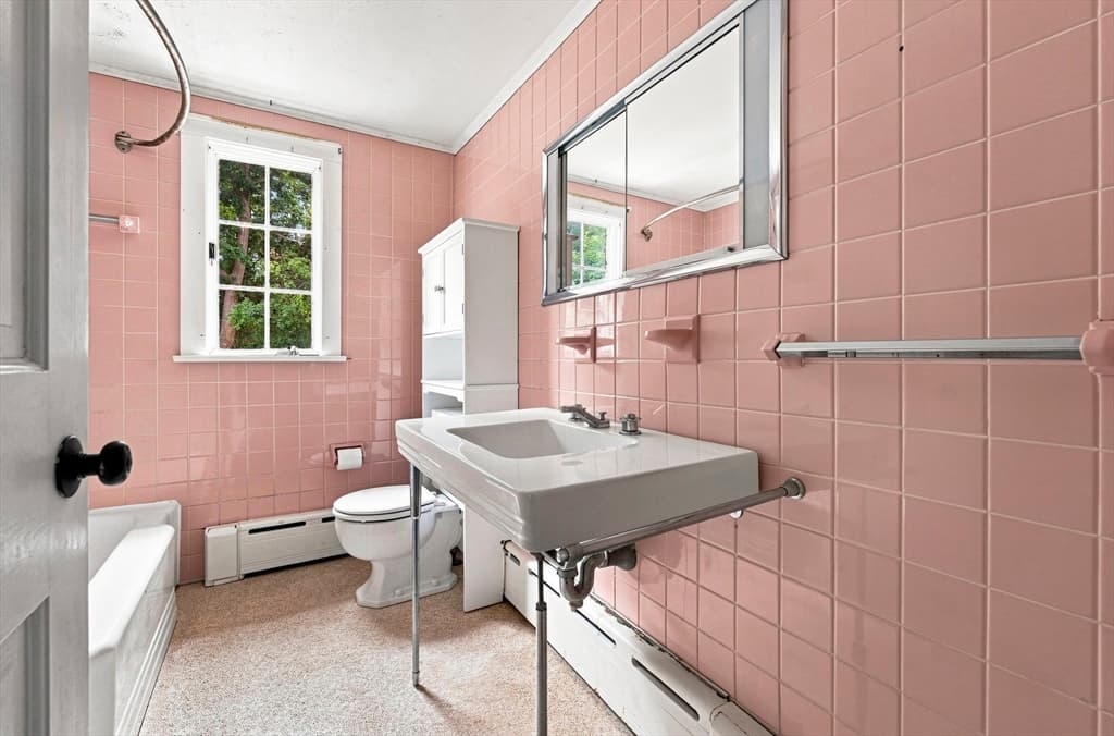 19 Eastern Ave, Essex MA 01929 photo 6